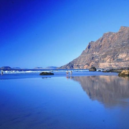 Apartamento El Coral Famara Exteriör bild