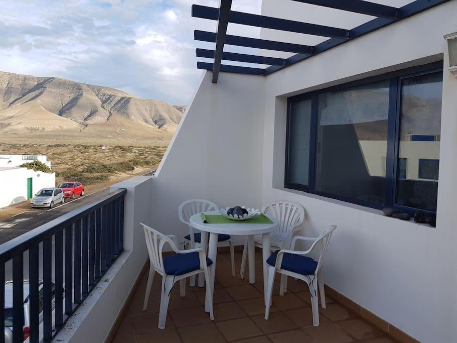 Apartamento El Coral Famara Exteriör bild